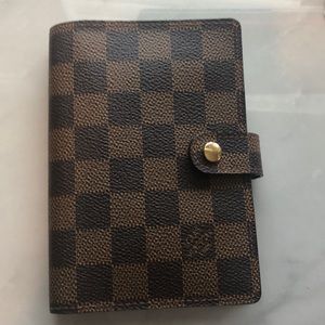 Louis Vuitton pm agenda authentic